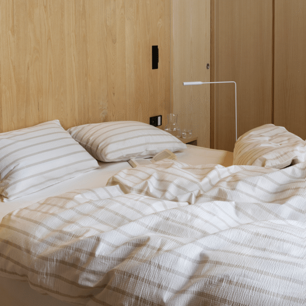 Høie Sengesæt Eilert, Beige