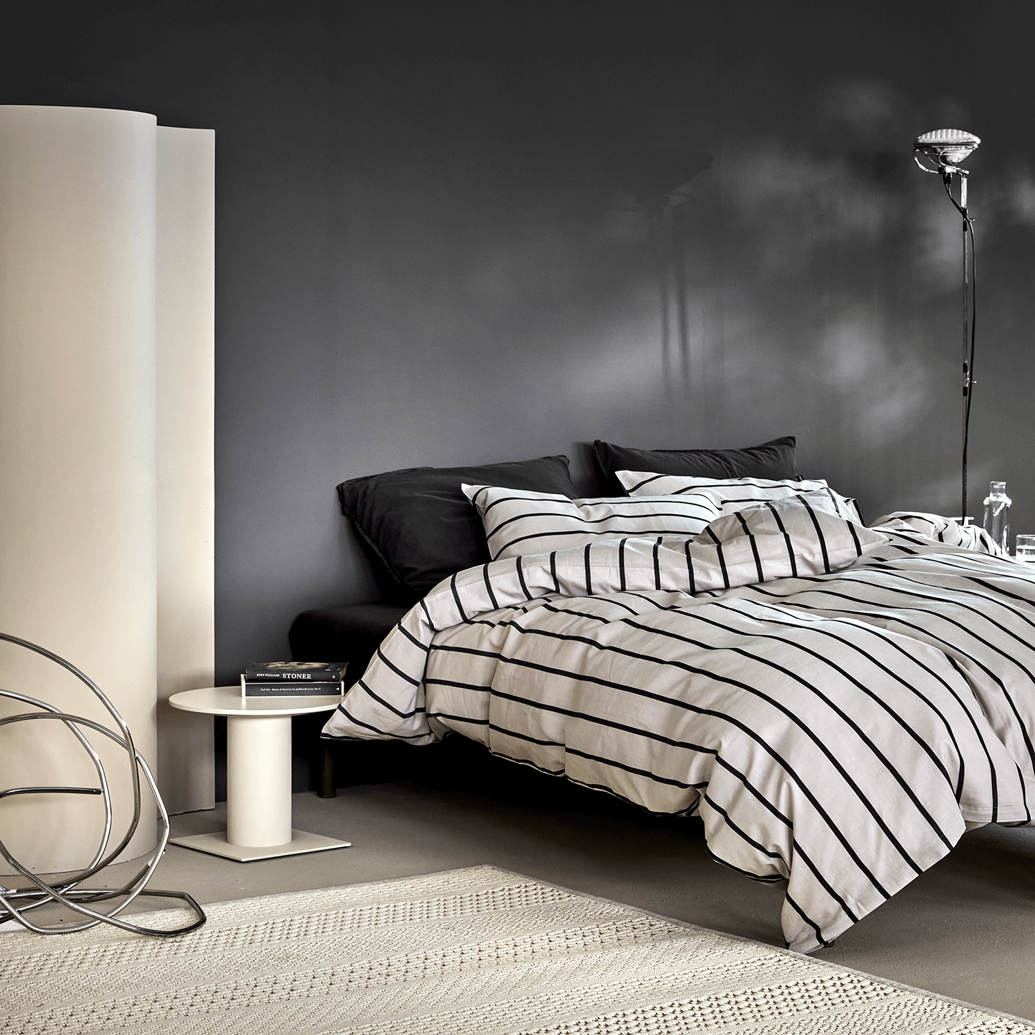 Høie Sengesæt Odin, Dæmpet Sort