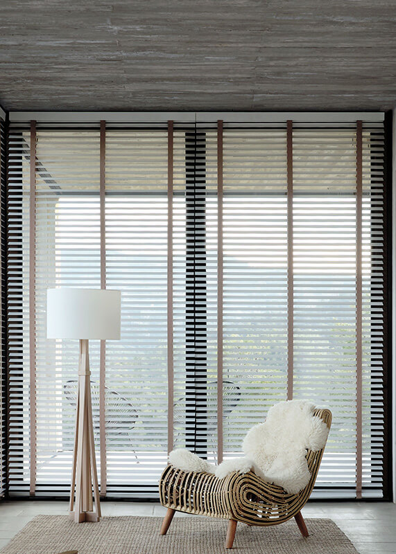 Daemp træpersienner