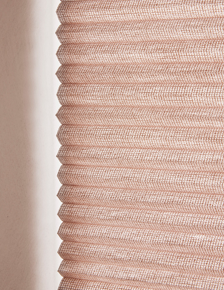 Luxaflex Duette Close-up 2025