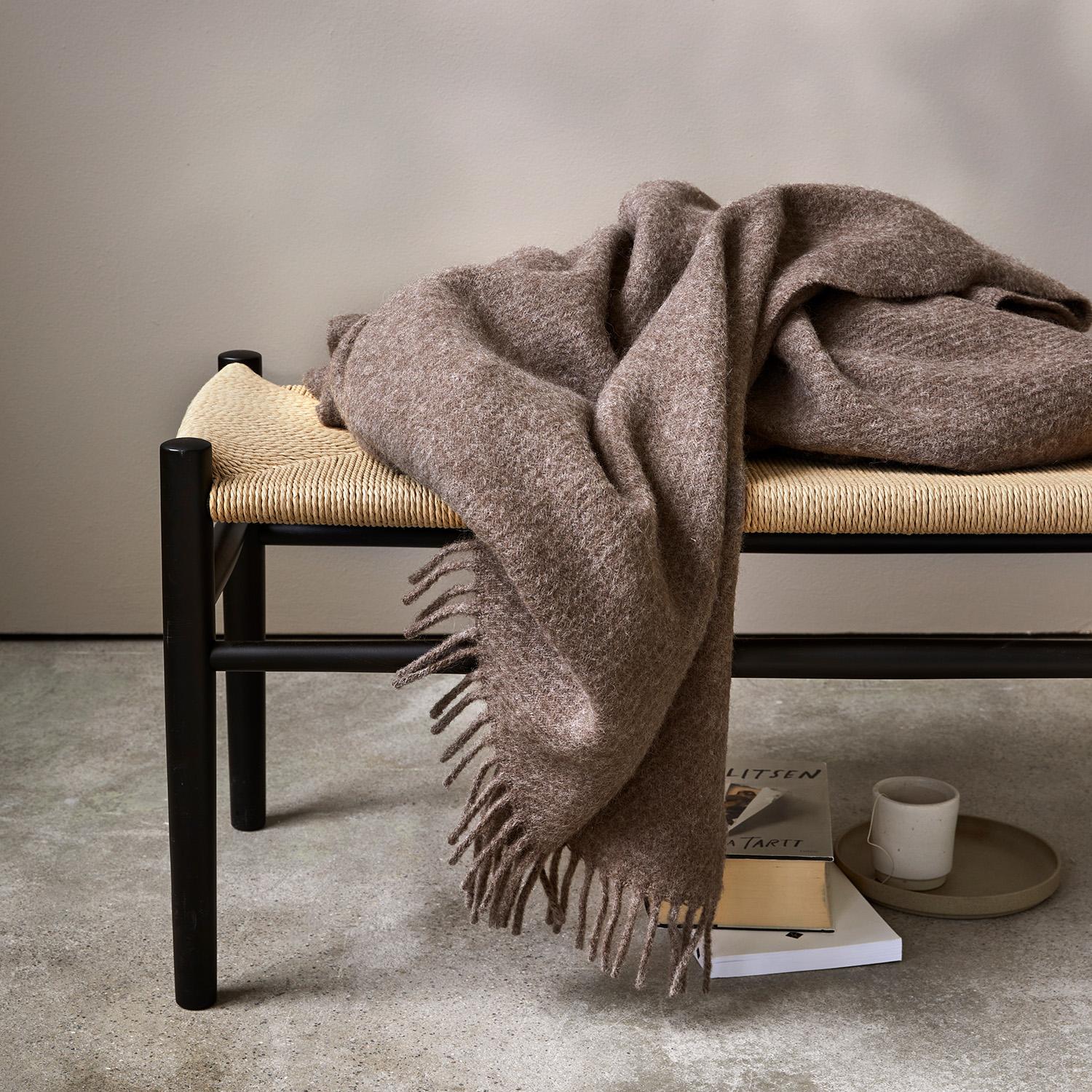 Høie Plaid Falketind, Brun - Image 2