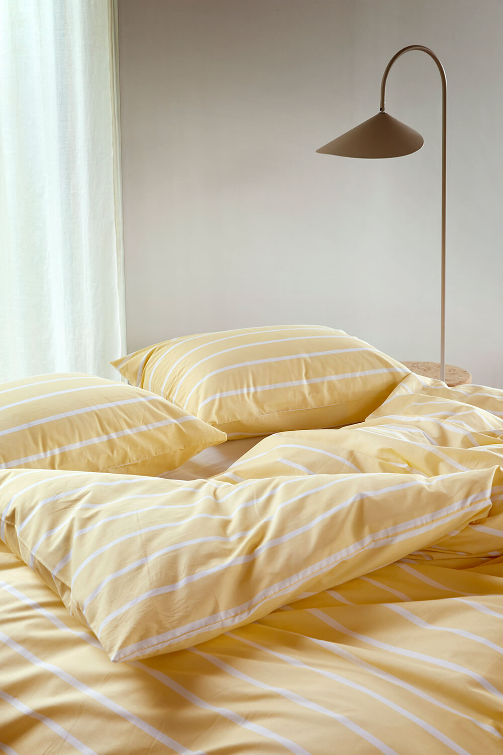 Sander sengesæt i gult fra Høie fås til black friday hos Botex