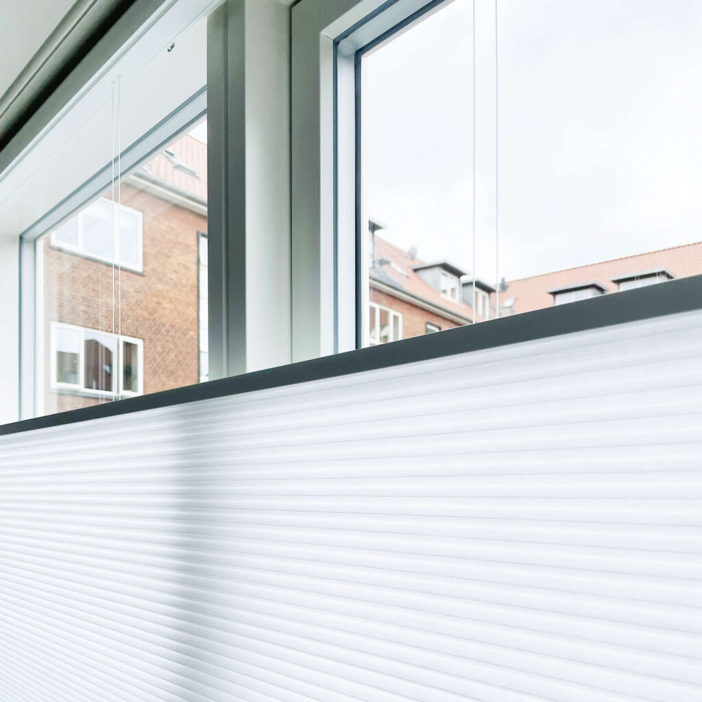 Plissé med top down / bottom up-funktion.