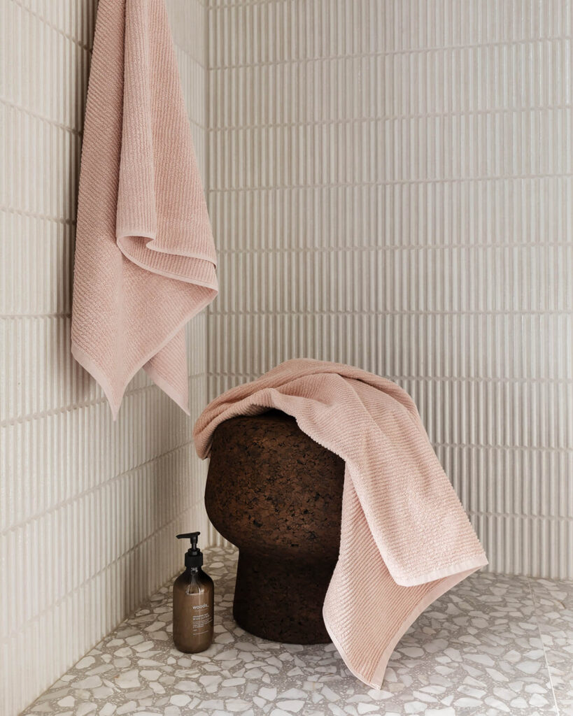 Høie Håndklæder Moment, Duset Rosa