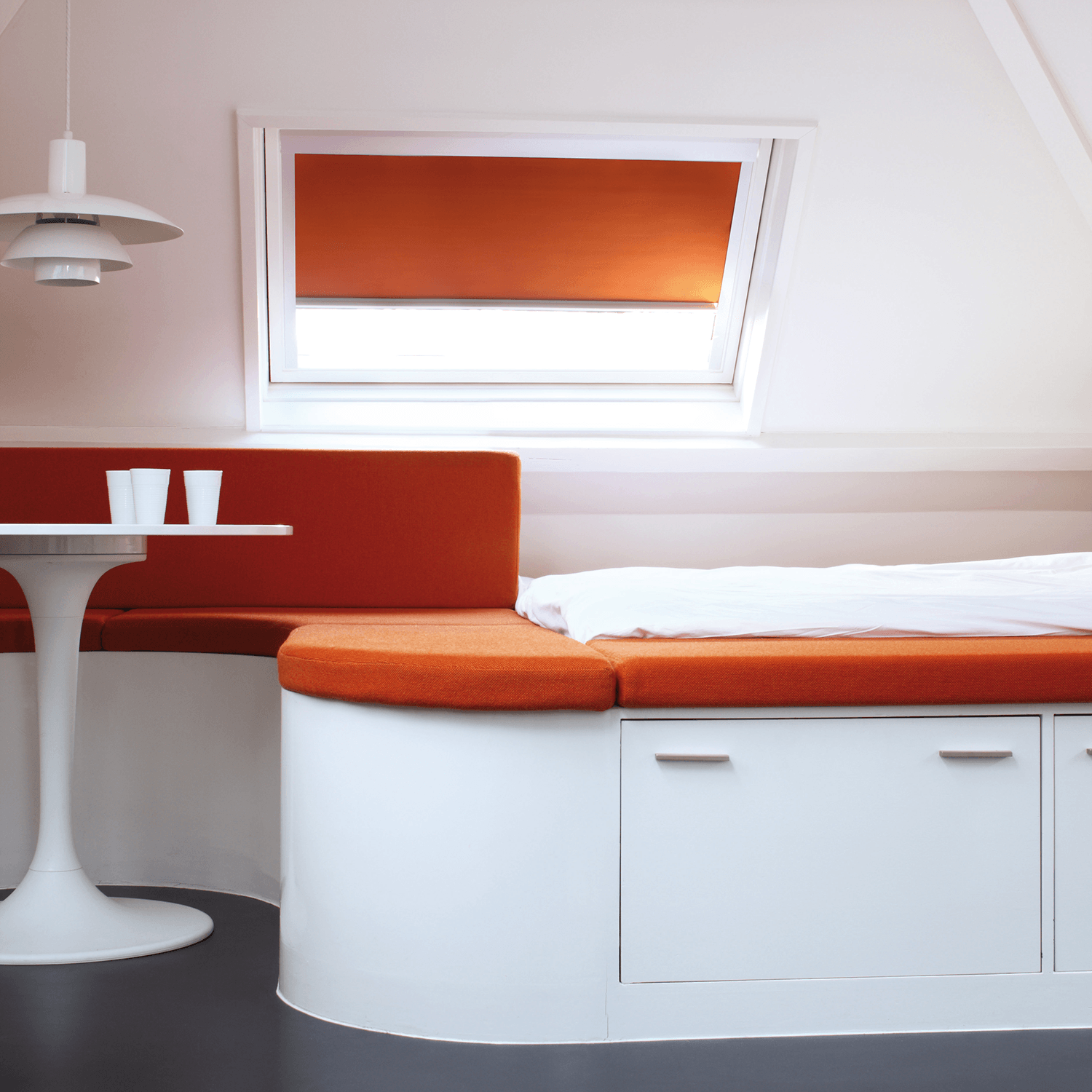 Rullegardiner - skrå vinduer - Velux - Stila